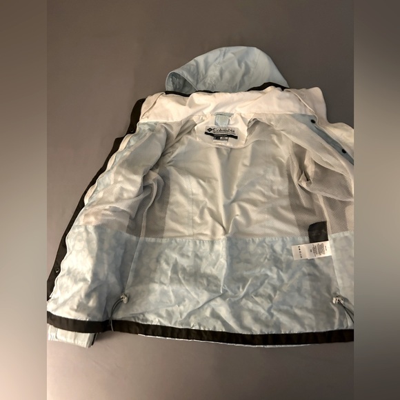 Columbia ski jacket! - Picture 2 of 3